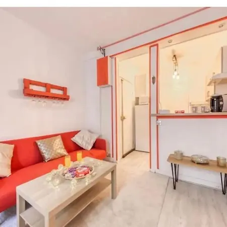 Versaillais Au Pied Du Chateau Διαμέρισμα Βερσαλλίες